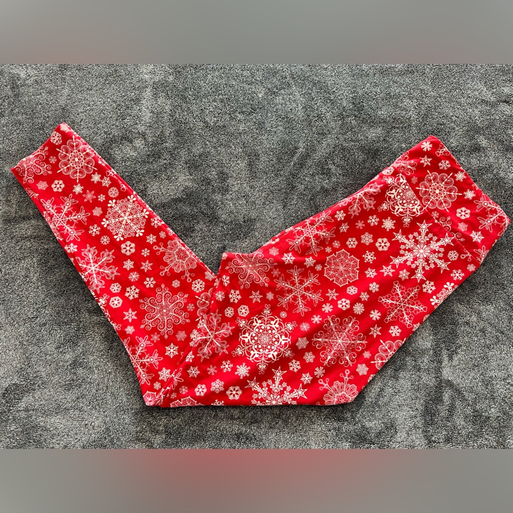 Women’s LuLaRoe Leggings ~ TC ~ Snowflakes ~ Red & White -